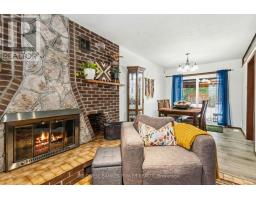 62 DEVERON CRESCENT - 12