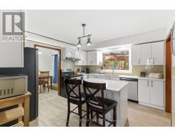 62 DEVERON CRESCENT - 16