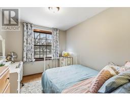 62 DEVERON CRESCENT - 24