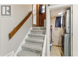 62 DEVERON CRESCENT - 28