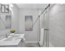 8 - 383 DAVENTRY WAY - 32