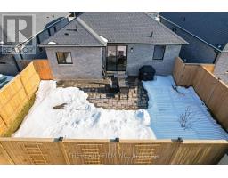 8 - 383 DAVENTRY WAY - 37