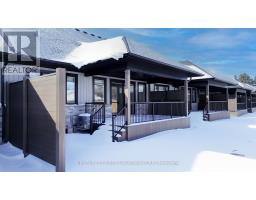 10 - 32 POSTMA CRESCENT - 41