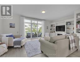 35 - 1040 CORONATION DRIVE - 16