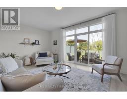 35 - 1040 CORONATION DRIVE - 19