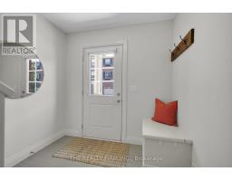 35 - 1040 CORONATION DRIVE - 3