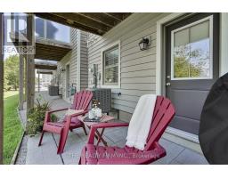 35 - 1040 CORONATION DRIVE - 38