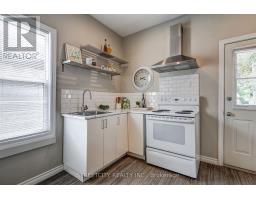 12 CAVENDISH CRESCENT - 20