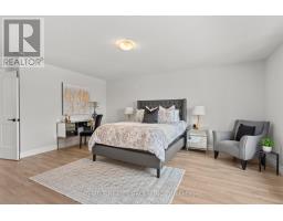 5 - 1061 EAGLETRACE DRIVE - 28