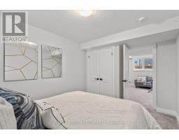 5 - 1061 EAGLETRACE DRIVE - 45