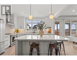 5 - 1061 EAGLETRACE DRIVE - 8