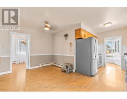 383 MAGNOLIA CRESCENT - 11