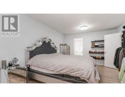 35 HUMMINGBIRD CRESCENT - 30