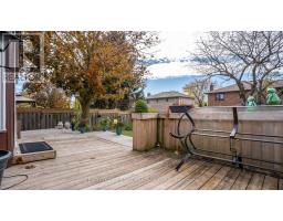 35 HUMMINGBIRD CRESCENT - 47