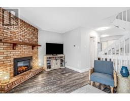 26 - 1399 COMMISSIONERS ROAD W - 19