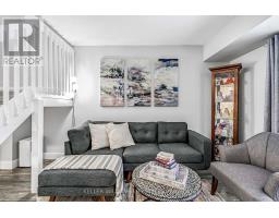 26 - 1399 COMMISSIONERS ROAD W - 7