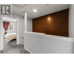 43 - 9 AILSA PLACE - 29