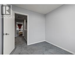 43 - 9 AILSA PLACE - 37