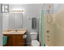 43 - 9 AILSA PLACE - 39