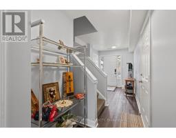 43 - 9 AILSA PLACE - 6