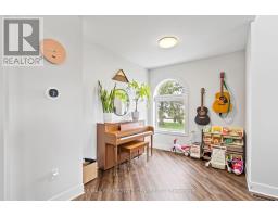 21575 HERITAGE ROAD - 6