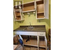 616 DUNDAS STREET E - 12