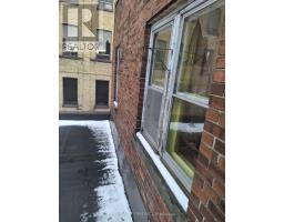 616 DUNDAS STREET E - 16