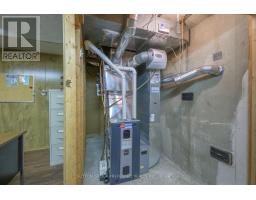 268 KING EDWARD AVENUE - 32