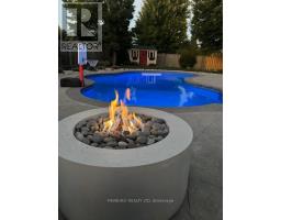 538 COTTONTAIL CRESCENT - 43