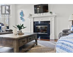 538 COTTONTAIL CRESCENT - 5