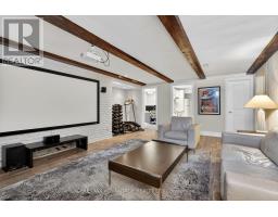 572 HUNTINGDON DRIVE - 32