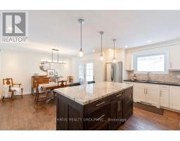 47 COMPTON CRESCENT - 12