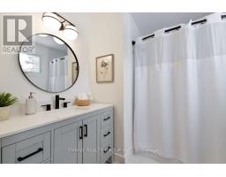 47 COMPTON CRESCENT - 31