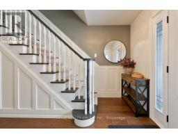 47 COMPTON CRESCENT - 4