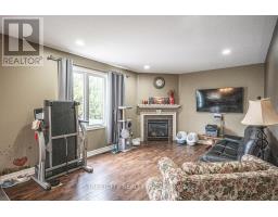 1366 KAINS WOODS TERRACE - 15