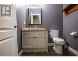 1366 KAINS WOODS TERRACE - 21