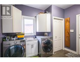 1366 KAINS WOODS TERRACE - 22