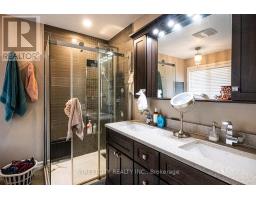 1366 KAINS WOODS TERRACE - 31