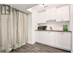 22 ERICA CRESCENT S - 26