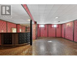 67 ST CLAIR COURT - 21