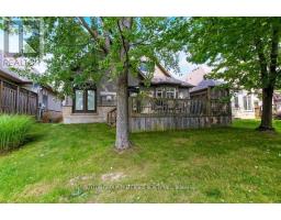 23 - 124 NORTH CENTRE ROAD - 38