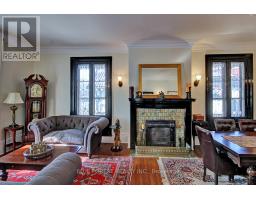 274 HURON STREET - 10