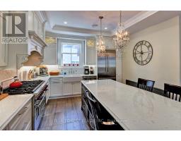 274 HURON STREET - 19