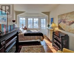 274 HURON STREET - 32