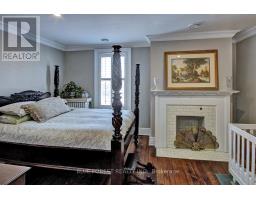 274 HURON STREET - 33