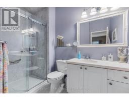 1 - 205 NORTH CENTRE ROAD - 19