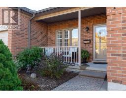 1 - 205 NORTH CENTRE ROAD - 3