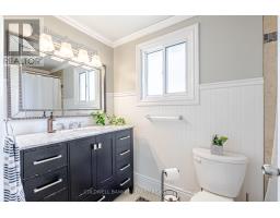 18 STIRLING CRESCENT - 19