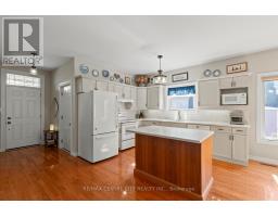 143 GREYROCK CRESCENT - 10