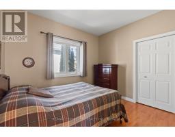 143 GREYROCK CRESCENT - 24